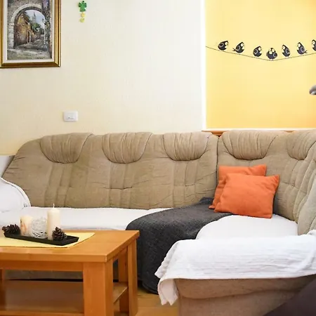 Istra Apartment *